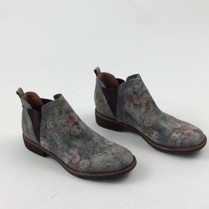 sofft bergamo bootie